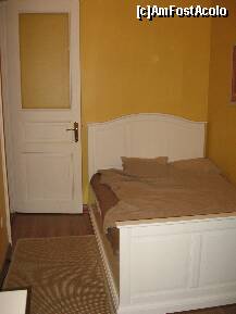 [P19] camera si pat ... pare mic dar nu e ... are 2M » foto by boriss007
 - 
<span class="allrVoted glyphicon glyphicon-heart hidden" id="av263822"></span>
<a class="m-l-10 hidden" id="sv263822" onclick="voting_Foto_DelVot(,263822,10367)" role="button">șterge vot <span class="glyphicon glyphicon-remove"></span></a>
<a id="v9263822" class=" c-red"  onclick="voting_Foto_SetVot(263822)" role="button"><span class="glyphicon glyphicon-heart-empty"></span> <b>LIKE</b> = Votează poza</a> <img class="hidden"  id="f263822W9" src="/imagini/loader.gif" border="0" /><span class="AjErrMes hidden" id="e263822ErM"></span>