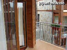 [P08] o parte a balconului » foto by ceasornicarul
 - 
<span class="allrVoted glyphicon glyphicon-heart hidden" id="av266690"></span>
<a class="m-l-10 hidden" id="sv266690" onclick="voting_Foto_DelVot(,266690,10409)" role="button">șterge vot <span class="glyphicon glyphicon-remove"></span></a>
<a id="v9266690" class=" c-red"  onclick="voting_Foto_SetVot(266690)" role="button"><span class="glyphicon glyphicon-heart-empty"></span> <b>LIKE</b> = Votează poza</a> <img class="hidden"  id="f266690W9" src="/imagini/loader.gif" border="0" /><span class="AjErrMes hidden" id="e266690ErM"></span>