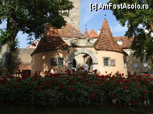 [P09] Poarta de vest, care duce in parcul orasului » foto by Cristian_h
 - 
<span class="allrVoted glyphicon glyphicon-heart hidden" id="av362224"></span>
<a class="m-l-10 hidden" id="sv362224" onclick="voting_Foto_DelVot(,362224,10426)" role="button">șterge vot <span class="glyphicon glyphicon-remove"></span></a>
<a id="v9362224" class=" c-red"  onclick="voting_Foto_SetVot(362224)" role="button"><span class="glyphicon glyphicon-heart-empty"></span> <b>LIKE</b> = Votează poza</a> <img class="hidden"  id="f362224W9" src="/imagini/loader.gif" border="0" /><span class="AjErrMes hidden" id="e362224ErM"></span>