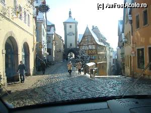 [P19] Răspîntia Ploenlein, unul dintre cele mai fotografiate locuri din oraş. Înainte mergem spre sudul oraşului, care nu se termină la turnul din zare.  » foto by abancor
 - 
<span class="allrVoted glyphicon glyphicon-heart hidden" id="av386192"></span>
<a class="m-l-10 hidden" id="sv386192" onclick="voting_Foto_DelVot(,386192,10426)" role="button">șterge vot <span class="glyphicon glyphicon-remove"></span></a>
<a id="v9386192" class=" c-red"  onclick="voting_Foto_SetVot(386192)" role="button"><span class="glyphicon glyphicon-heart-empty"></span> <b>LIKE</b> = Votează poza</a> <img class="hidden"  id="f386192W9" src="/imagini/loader.gif" border="0" /><span class="AjErrMes hidden" id="e386192ErM"></span>