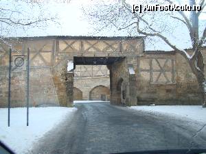 [P20] Aceasta este ieşirea sudică din oraş, bastionul Spitalbastei.  » foto by abancor
 - 
<span class="allrVoted glyphicon glyphicon-heart hidden" id="av386193"></span>
<a class="m-l-10 hidden" id="sv386193" onclick="voting_Foto_DelVot(,386193,10426)" role="button">șterge vot <span class="glyphicon glyphicon-remove"></span></a>
<a id="v9386193" class=" c-red"  onclick="voting_Foto_SetVot(386193)" role="button"><span class="glyphicon glyphicon-heart-empty"></span> <b>LIKE</b> = Votează poza</a> <img class="hidden"  id="f386193W9" src="/imagini/loader.gif" border="0" /><span class="AjErrMes hidden" id="e386193ErM"></span>