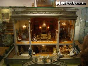 [P45] O căsuţă de păpuşi complet utilată, full option cum s-ar zice!  » foto by abancor
 - 
<span class="allrVoted glyphicon glyphicon-heart hidden" id="av386218"></span>
<a class="m-l-10 hidden" id="sv386218" onclick="voting_Foto_DelVot(,386218,10426)" role="button">șterge vot <span class="glyphicon glyphicon-remove"></span></a>
<a id="v9386218" class=" c-red"  onclick="voting_Foto_SetVot(386218)" role="button"><span class="glyphicon glyphicon-heart-empty"></span> <b>LIKE</b> = Votează poza</a> <img class="hidden"  id="f386218W9" src="/imagini/loader.gif" border="0" /><span class="AjErrMes hidden" id="e386218ErM"></span>