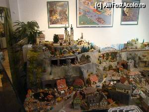 [P46] Dioramă cu trenuleţe.  » foto by abancor
 - 
<span class="allrVoted glyphicon glyphicon-heart hidden" id="av386219"></span>
<a class="m-l-10 hidden" id="sv386219" onclick="voting_Foto_DelVot(,386219,10426)" role="button">șterge vot <span class="glyphicon glyphicon-remove"></span></a>
<a id="v9386219" class=" c-red"  onclick="voting_Foto_SetVot(386219)" role="button"><span class="glyphicon glyphicon-heart-empty"></span> <b>LIKE</b> = Votează poza</a> <img class="hidden"  id="f386219W9" src="/imagini/loader.gif" border="0" /><span class="AjErrMes hidden" id="e386219ErM"></span>