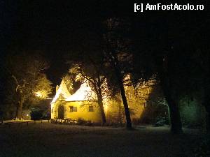 [P65] Poarta vestică, dintre oraş şi parc, noaptea.  » foto by abancor
 - 
<span class="allrVoted glyphicon glyphicon-heart hidden" id="av386238"></span>
<a class="m-l-10 hidden" id="sv386238" onclick="voting_Foto_DelVot(,386238,10426)" role="button">șterge vot <span class="glyphicon glyphicon-remove"></span></a>
<a id="v9386238" class=" c-red"  onclick="voting_Foto_SetVot(386238)" role="button"><span class="glyphicon glyphicon-heart-empty"></span> <b>LIKE</b> = Votează poza</a> <img class="hidden"  id="f386238W9" src="/imagini/loader.gif" border="0" /><span class="AjErrMes hidden" id="e386238ErM"></span>