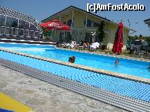 [P03] piscina,in spate bungalowurile mai nou construite ,se vede si acoperitoarea piscinei pe timp de iarna in stanga .... » foto by Angelinne
 - 
<span class="allrVoted glyphicon glyphicon-heart hidden" id="av270250"></span>
<a class="m-l-10 hidden" id="sv270250" onclick="voting_Foto_DelVot(,270250,10488)" role="button">șterge vot <span class="glyphicon glyphicon-remove"></span></a>
<a id="v9270250" class=" c-red"  onclick="voting_Foto_SetVot(270250)" role="button"><span class="glyphicon glyphicon-heart-empty"></span> <b>LIKE</b> = Votează poza</a> <img class="hidden"  id="f270250W9" src="/imagini/loader.gif" border="0" /><span class="AjErrMes hidden" id="e270250ErM"></span>