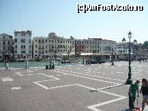 [P05] Imaginea care te intampina la iesirea din gara din Venetia » foto by leonmaximilian
 - 
<span class="allrVoted glyphicon glyphicon-heart hidden" id="av271384"></span>
<a class="m-l-10 hidden" id="sv271384" onclick="voting_Foto_DelVot(,271384,10515)" role="button">șterge vot <span class="glyphicon glyphicon-remove"></span></a>
<a id="v9271384" class=" c-red"  onclick="voting_Foto_SetVot(271384)" role="button"><span class="glyphicon glyphicon-heart-empty"></span> <b>LIKE</b> = Votează poza</a> <img class="hidden"  id="f271384W9" src="/imagini/loader.gif" border="0" /><span class="AjErrMes hidden" id="e271384ErM"></span>