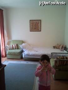 [P01] Apartament pensiunea Speranta » foto by aurflor
 - 
<span class="allrVoted glyphicon glyphicon-heart hidden" id="av272253"></span>
<a class="m-l-10 hidden" id="sv272253" onclick="voting_Foto_DelVot(,272253,10529)" role="button">șterge vot <span class="glyphicon glyphicon-remove"></span></a>
<a id="v9272253" class=" c-red"  onclick="voting_Foto_SetVot(272253)" role="button"><span class="glyphicon glyphicon-heart-empty"></span> <b>LIKE</b> = Votează poza</a> <img class="hidden"  id="f272253W9" src="/imagini/loader.gif" border="0" /><span class="AjErrMes hidden" id="e272253ErM"></span>