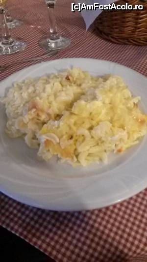 [P13] Macaroanele cu branza » foto by AleDia
 - 
<span class="allrVoted glyphicon glyphicon-heart hidden" id="av686475"></span>
<a class="m-l-10 hidden" id="sv686475" onclick="voting_Foto_DelVot(,686475,10581)" role="button">șterge vot <span class="glyphicon glyphicon-remove"></span></a>
<a id="v9686475" class=" c-red"  onclick="voting_Foto_SetVot(686475)" role="button"><span class="glyphicon glyphicon-heart-empty"></span> <b>LIKE</b> = Votează poza</a> <img class="hidden"  id="f686475W9" src="/imagini/loader.gif" border="0" /><span class="AjErrMes hidden" id="e686475ErM"></span>