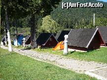 [P07] Zona de campare si 'casuta' noastra » foto by Claudiu U.
 - 
<span class="allrVoted glyphicon glyphicon-heart hidden" id="av276024"></span>
<a class="m-l-10 hidden" id="sv276024" onclick="voting_Foto_DelVot(,276024,10602)" role="button">șterge vot <span class="glyphicon glyphicon-remove"></span></a>
<a id="v9276024" class=" c-red"  onclick="voting_Foto_SetVot(276024)" role="button"><span class="glyphicon glyphicon-heart-empty"></span> <b>LIKE</b> = Votează poza</a> <img class="hidden"  id="f276024W9" src="/imagini/loader.gif" border="0" /><span class="AjErrMes hidden" id="e276024ErM"></span>
