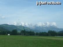 [P07] Terenul de golf cu intrare asigurata in pachet, situat la 2 km. spre Kaprun » foto by florintoma
 - 
<span class="allrVoted glyphicon glyphicon-heart hidden" id="av276339"></span>
<a class="m-l-10 hidden" id="sv276339" onclick="voting_Foto_DelVot(,276339,10610)" role="button">șterge vot <span class="glyphicon glyphicon-remove"></span></a>
<a id="v9276339" class=" c-red"  onclick="voting_Foto_SetVot(276339)" role="button"><span class="glyphicon glyphicon-heart-empty"></span> <b>LIKE</b> = Votează poza</a> <img class="hidden"  id="f276339W9" src="/imagini/loader.gif" border="0" /><span class="AjErrMes hidden" id="e276339ErM"></span>