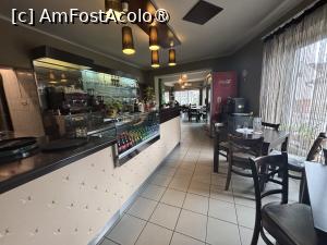 [P05] Barul de la restaurantul Lazar » foto by AZE
 - 
<span class="allrVoted glyphicon glyphicon-heart hidden" id="av1480561"></span>
<a class="m-l-10 hidden" id="sv1480561" onclick="voting_Foto_DelVot(,1480561,10620)" role="button">șterge vot <span class="glyphicon glyphicon-remove"></span></a>
<a id="v91480561" class=" c-red"  onclick="voting_Foto_SetVot(1480561)" role="button"><span class="glyphicon glyphicon-heart-empty"></span> <b>LIKE</b> = Votează poza</a> <img class="hidden"  id="f1480561W9" src="/imagini/loader.gif" border="0" /><span class="AjErrMes hidden" id="e1480561ErM"></span>