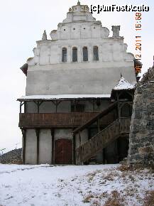 [P07] Castelul din Lăzarea (Depresiunea Giurgeului)- Intrările în reşedinţa nobiliară. » foto by Qvadratvus
 - 
<span class="allrVoted glyphicon glyphicon-heart hidden" id="av285519"></span>
<a class="m-l-10 hidden" id="sv285519" onclick="voting_Foto_DelVot(,285519,10621)" role="button">șterge vot <span class="glyphicon glyphicon-remove"></span></a>
<a id="v9285519" class=" c-red"  onclick="voting_Foto_SetVot(285519)" role="button"><span class="glyphicon glyphicon-heart-empty"></span> <b>LIKE</b> = Votează poza</a> <img class="hidden"  id="f285519W9" src="/imagini/loader.gif" border="0" /><span class="AjErrMes hidden" id="e285519ErM"></span>