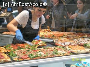 [P36] Pizza la ea acasa...  » foto by cristina47*
 - 
<span class="allrVoted glyphicon glyphicon-heart hidden" id="av803317"></span>
<a class="m-l-10 hidden" id="sv803317" onclick="voting_Foto_DelVot(,803317,10639)" role="button">șterge vot <span class="glyphicon glyphicon-remove"></span></a>
<a id="v9803317" class=" c-red"  onclick="voting_Foto_SetVot(803317)" role="button"><span class="glyphicon glyphicon-heart-empty"></span> <b>LIKE</b> = Votează poza</a> <img class="hidden"  id="f803317W9" src="/imagini/loader.gif" border="0" /><span class="AjErrMes hidden" id="e803317ErM"></span>