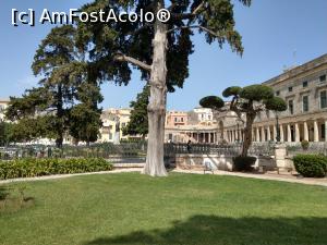 [P06] Grădina palatului regal, &icirc;n dreapta este Poarta Sf, Mihail. » foto by maryka
 - 
<span class="allrVoted glyphicon glyphicon-heart hidden" id="av1279851"></span>
<a class="m-l-10 hidden" id="sv1279851" onclick="voting_Foto_DelVot(,1279851,10697)" role="button">șterge vot <span class="glyphicon glyphicon-remove"></span></a>
<a id="v91279851" class=" c-red"  onclick="voting_Foto_SetVot(1279851)" role="button"><span class="glyphicon glyphicon-heart-empty"></span> <b>LIKE</b> = Votează poza</a> <img class="hidden"  id="f1279851W9" src="/imagini/loader.gif" border="0" /><span class="AjErrMes hidden" id="e1279851ErM"></span>