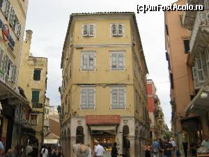 [P17] La plinbare prin Corfu Town » foto by vlado2
 - 
<span class="allrVoted glyphicon glyphicon-heart hidden" id="av575612"></span>
<a class="m-l-10 hidden" id="sv575612" onclick="voting_Foto_DelVot(,575612,10697)" role="button">șterge vot <span class="glyphicon glyphicon-remove"></span></a>
<a id="v9575612" class=" c-red"  onclick="voting_Foto_SetVot(575612)" role="button"><span class="glyphicon glyphicon-heart-empty"></span> <b>LIKE</b> = Votează poza</a> <img class="hidden"  id="f575612W9" src="/imagini/loader.gif" border="0" /><span class="AjErrMes hidden" id="e575612ErM"></span>