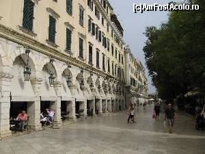 [P02] Liston - Corfu Town » foto by vlado2
 - 
<span class="allrVoted glyphicon glyphicon-heart hidden" id="av575597"></span>
<a class="m-l-10 hidden" id="sv575597" onclick="voting_Foto_DelVot(,575597,10697)" role="button">șterge vot <span class="glyphicon glyphicon-remove"></span></a>
<a id="v9575597" class=" c-red"  onclick="voting_Foto_SetVot(575597)" role="button"><span class="glyphicon glyphicon-heart-empty"></span> <b>LIKE</b> = Votează poza</a> <img class="hidden"  id="f575597W9" src="/imagini/loader.gif" border="0" /><span class="AjErrMes hidden" id="e575597ErM"></span>