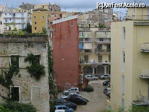 [P20] La plinbare prin Corfu Town » foto by vlado2
 - 
<span class="allrVoted glyphicon glyphicon-heart hidden" id="av575615"></span>
<a class="m-l-10 hidden" id="sv575615" onclick="voting_Foto_DelVot(,575615,10697)" role="button">șterge vot <span class="glyphicon glyphicon-remove"></span></a>
<a id="v9575615" class=" c-red"  onclick="voting_Foto_SetVot(575615)" role="button"><span class="glyphicon glyphicon-heart-empty"></span> <b>LIKE</b> = Votează poza</a> <img class="hidden"  id="f575615W9" src="/imagini/loader.gif" border="0" /><span class="AjErrMes hidden" id="e575615ErM"></span>