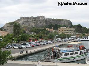 [P24] La plinbare prin Corfu Town » foto by vlado2
 - 
<span class="allrVoted glyphicon glyphicon-heart hidden" id="av575619"></span>
<a class="m-l-10 hidden" id="sv575619" onclick="voting_Foto_DelVot(,575619,10697)" role="button">șterge vot <span class="glyphicon glyphicon-remove"></span></a>
<a id="v9575619" class=" c-red"  onclick="voting_Foto_SetVot(575619)" role="button"><span class="glyphicon glyphicon-heart-empty"></span> <b>LIKE</b> = Votează poza</a> <img class="hidden"  id="f575619W9" src="/imagini/loader.gif" border="0" /><span class="AjErrMes hidden" id="e575619ErM"></span>