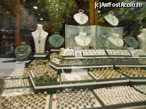 [P06] Bijuterii autentice » foto by almona
 - 
<span class="allrVoted glyphicon glyphicon-heart hidden" id="av644626"></span>
<a class="m-l-10 hidden" id="sv644626" onclick="voting_Foto_DelVot(,644626,10697)" role="button">șterge vot <span class="glyphicon glyphicon-remove"></span></a>
<a id="v9644626" class=" c-red"  onclick="voting_Foto_SetVot(644626)" role="button"><span class="glyphicon glyphicon-heart-empty"></span> <b>LIKE</b> = Votează poza</a> <img class="hidden"  id="f644626W9" src="/imagini/loader.gif" border="0" /><span class="AjErrMes hidden" id="e644626ErM"></span>