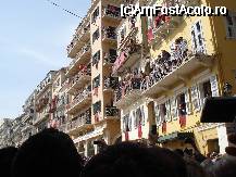 [P11] Corfu Town - Obiceiul aruncarii ulcioarelor cu apa de la balcoane in ziua de Paste » foto by Diaura*
 - 
<span class="allrVoted glyphicon glyphicon-heart hidden" id="av30354"></span>
<a class="m-l-10 hidden" id="sv30354" onclick="voting_Foto_DelVot(,30354,10697)" role="button">șterge vot <span class="glyphicon glyphicon-remove"></span></a>
<a id="v930354" class=" c-red"  onclick="voting_Foto_SetVot(30354)" role="button"><span class="glyphicon glyphicon-heart-empty"></span> <b>LIKE</b> = Votează poza</a> <img class="hidden"  id="f30354W9" src="/imagini/loader.gif" border="0" /><span class="AjErrMes hidden" id="e30354ErM"></span>