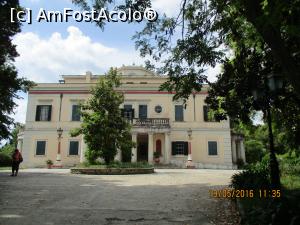 [P17] Palatul Mon Repos » foto by elviramvio
 - 
<span class="allrVoted glyphicon glyphicon-heart hidden" id="av803114"></span>
<a class="m-l-10 hidden" id="sv803114" onclick="voting_Foto_DelVot(,803114,10697)" role="button">șterge vot <span class="glyphicon glyphicon-remove"></span></a>
<a id="v9803114" class=" c-red"  onclick="voting_Foto_SetVot(803114)" role="button"><span class="glyphicon glyphicon-heart-empty"></span> <b>LIKE</b> = Votează poza</a> <img class="hidden"  id="f803114W9" src="/imagini/loader.gif" border="0" /><span class="AjErrMes hidden" id="e803114ErM"></span>