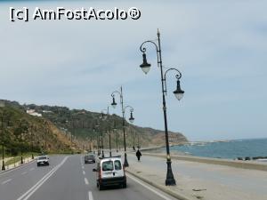 [P08] Din port spre Cap Spartel, locul unde Mediterana se unește cu Atlanticul, pe niște șosele impecabile.  » foto by Aurici
 - 
<span class="allrVoted glyphicon glyphicon-heart hidden" id="av1115476"></span>
<a class="m-l-10 hidden" id="sv1115476" onclick="voting_Foto_DelVot(,1115476,10713)" role="button">șterge vot <span class="glyphicon glyphicon-remove"></span></a>
<a id="v91115476" class=" c-red"  onclick="voting_Foto_SetVot(1115476)" role="button"><span class="glyphicon glyphicon-heart-empty"></span> <b>LIKE</b> = Votează poza</a> <img class="hidden"  id="f1115476W9" src="/imagini/loader.gif" border="0" /><span class="AjErrMes hidden" id="e1115476ErM"></span>