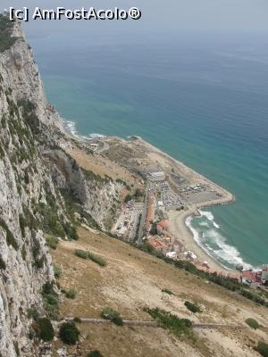 [P10] În partea opusă a Stâncii, plajele Gibraltarului » foto by RoxanaGRS
 - 
<span class="allrVoted glyphicon glyphicon-heart hidden" id="av946717"></span>
<a class="m-l-10 hidden" id="sv946717" onclick="voting_Foto_DelVot(,946717,10713)" role="button">șterge vot <span class="glyphicon glyphicon-remove"></span></a>
<a id="v9946717" class=" c-red"  onclick="voting_Foto_SetVot(946717)" role="button"><span class="glyphicon glyphicon-heart-empty"></span> <b>LIKE</b> = Votează poza</a> <img class="hidden"  id="f946717W9" src="/imagini/loader.gif" border="0" /><span class="AjErrMes hidden" id="e946717ErM"></span>