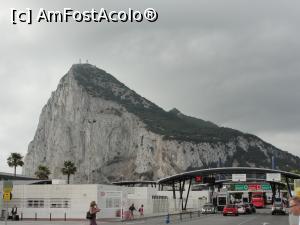 [P02] Stânca văzută mai de aproape și intrarea în Gibraltar » foto by RoxanaGRS
 - 
<span class="allrVoted glyphicon glyphicon-heart hidden" id="av946708"></span>
<a class="m-l-10 hidden" id="sv946708" onclick="voting_Foto_DelVot(,946708,10713)" role="button">șterge vot <span class="glyphicon glyphicon-remove"></span></a>
<a id="v9946708" class=" c-red"  onclick="voting_Foto_SetVot(946708)" role="button"><span class="glyphicon glyphicon-heart-empty"></span> <b>LIKE</b> = Votează poza</a> <img class="hidden"  id="f946708W9" src="/imagini/loader.gif" border="0" /><span class="AjErrMes hidden" id="e946708ErM"></span>
