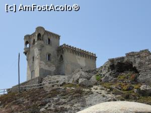 [P21] Tarifa - castel în apropierea portului » foto by RoxanaGRS
 - 
<span class="allrVoted glyphicon glyphicon-heart hidden" id="av946741"></span>
<a class="m-l-10 hidden" id="sv946741" onclick="voting_Foto_DelVot(,946741,10713)" role="button">șterge vot <span class="glyphicon glyphicon-remove"></span></a>
<a id="v9946741" class=" c-red"  onclick="voting_Foto_SetVot(946741)" role="button"><span class="glyphicon glyphicon-heart-empty"></span> <b>LIKE</b> = Votează poza</a> <img class="hidden"  id="f946741W9" src="/imagini/loader.gif" border="0" /><span class="AjErrMes hidden" id="e946741ErM"></span>