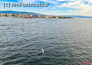 [P09] Asia din ferryboat...
17 TR trecerea: motocicleta și noi. » foto by webSorin
 - 
<span class="allrVoted glyphicon glyphicon-heart hidden" id="av1259705"></span>
<a class="m-l-10 hidden" id="sv1259705" onclick="voting_Foto_DelVot(,1259705,10714)" role="button">șterge vot <span class="glyphicon glyphicon-remove"></span></a>
<a id="v91259705" class=" c-red"  onclick="voting_Foto_SetVot(1259705)" role="button"><span class="glyphicon glyphicon-heart-empty"></span> <b>LIKE</b> = Votează poza</a> <img class="hidden"  id="f1259705W9" src="/imagini/loader.gif" border="0" /><span class="AjErrMes hidden" id="e1259705ErM"></span>