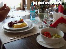 [P08] Restaurant Paraul Rece - muraturile nu sunt de casa, dar sunt bune » foto by Lumis66
 - 
<span class="allrVoted glyphicon glyphicon-heart hidden" id="av282454"></span>
<a class="m-l-10 hidden" id="sv282454" onclick="voting_Foto_DelVot(,282454,10721)" role="button">șterge vot <span class="glyphicon glyphicon-remove"></span></a>
<a id="v9282454" class=" c-red"  onclick="voting_Foto_SetVot(282454)" role="button"><span class="glyphicon glyphicon-heart-empty"></span> <b>LIKE</b> = Votează poza</a> <img class="hidden"  id="f282454W9" src="/imagini/loader.gif" border="0" /><span class="AjErrMes hidden" id="e282454ErM"></span>