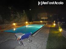 [P10] piscina noaptea » foto by Luke
 - 
<span class="allrVoted glyphicon glyphicon-heart hidden" id="av285544"></span>
<a class="m-l-10 hidden" id="sv285544" onclick="voting_Foto_DelVot(,285544,10775)" role="button">șterge vot <span class="glyphicon glyphicon-remove"></span></a>
<a id="v9285544" class=" c-red"  onclick="voting_Foto_SetVot(285544)" role="button"><span class="glyphicon glyphicon-heart-empty"></span> <b>LIKE</b> = Votează poza</a> <img class="hidden"  id="f285544W9" src="/imagini/loader.gif" border="0" /><span class="AjErrMes hidden" id="e285544ErM"></span>
