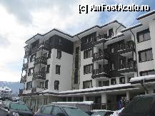 [P04] HOTELUL DIN FATA » foto by ogabriela
 - 
<span class="allrVoted glyphicon glyphicon-heart hidden" id="av286010"></span>
<a class="m-l-10 hidden" id="sv286010" onclick="voting_Foto_DelVot(,286010,10792)" role="button">șterge vot <span class="glyphicon glyphicon-remove"></span></a>
<a id="v9286010" class=" c-red"  onclick="voting_Foto_SetVot(286010)" role="button"><span class="glyphicon glyphicon-heart-empty"></span> <b>LIKE</b> = Votează poza</a> <img class="hidden"  id="f286010W9" src="/imagini/loader.gif" border="0" /><span class="AjErrMes hidden" id="e286010ErM"></span>