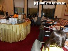 [P04] sala de masa » foto by claudiu 71
 - 
<span class="allrVoted glyphicon glyphicon-heart hidden" id="av286517"></span>
<a class="m-l-10 hidden" id="sv286517" onclick="voting_Foto_DelVot(,286517,10806)" role="button">șterge vot <span class="glyphicon glyphicon-remove"></span></a>
<a id="v9286517" class=" c-red"  onclick="voting_Foto_SetVot(286517)" role="button"><span class="glyphicon glyphicon-heart-empty"></span> <b>LIKE</b> = Votează poza</a> <img class="hidden"  id="f286517W9" src="/imagini/loader.gif" border="0" /><span class="AjErrMes hidden" id="e286517ErM"></span>