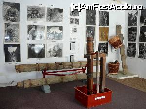 [P30] Exponate din colecţia muzeului (în dreapta este scara romană)  » foto by Claudiu U.
 - 
<span class="allrVoted glyphicon glyphicon-heart hidden" id="av701919"></span>
<a class="m-l-10 hidden" id="sv701919" onclick="voting_Foto_DelVot(,701919,10822)" role="button">șterge vot <span class="glyphicon glyphicon-remove"></span></a>
<a id="v9701919" class=" c-red"  onclick="voting_Foto_SetVot(701919)" role="button"><span class="glyphicon glyphicon-heart-empty"></span> <b>LIKE</b> = Votează poza</a> <img class="hidden"  id="f701919W9" src="/imagini/loader.gif" border="0" /><span class="AjErrMes hidden" id="e701919ErM"></span>