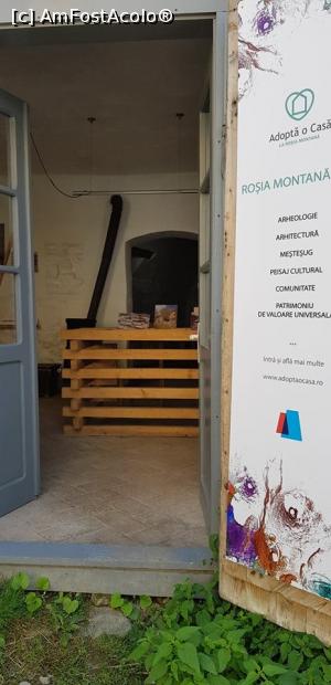[P03] Un mic muzeu al Rosiei Montane, realizat prin munca voluntarilor, si accesibil publicului » foto by ultraviola
 - 
<span class="allrVoted glyphicon glyphicon-heart hidden" id="av1001380"></span>
<a class="m-l-10 hidden" id="sv1001380" onclick="voting_Foto_DelVot(,1001380,10822)" role="button">șterge vot <span class="glyphicon glyphicon-remove"></span></a>
<a id="v91001380" class=" c-red"  onclick="voting_Foto_SetVot(1001380)" role="button"><span class="glyphicon glyphicon-heart-empty"></span> <b>LIKE</b> = Votează poza</a> <img class="hidden"  id="f1001380W9" src="/imagini/loader.gif" border="0" /><span class="AjErrMes hidden" id="e1001380ErM"></span>