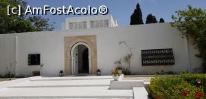 [P06] Vila George Sebastian Hammamet - intrarea principală în vilă » foto by nicole33
 - 
<span class="allrVoted glyphicon glyphicon-heart hidden" id="av1172271"></span>
<a class="m-l-10 hidden" id="sv1172271" onclick="voting_Foto_DelVot(,1172271,11011)" role="button">șterge vot <span class="glyphicon glyphicon-remove"></span></a>
<a id="v91172271" class=" c-red"  onclick="voting_Foto_SetVot(1172271)" role="button"><span class="glyphicon glyphicon-heart-empty"></span> <b>LIKE</b> = Votează poza</a> <img class="hidden"  id="f1172271W9" src="/imagini/loader.gif" border="0" /><span class="AjErrMes hidden" id="e1172271ErM"></span>