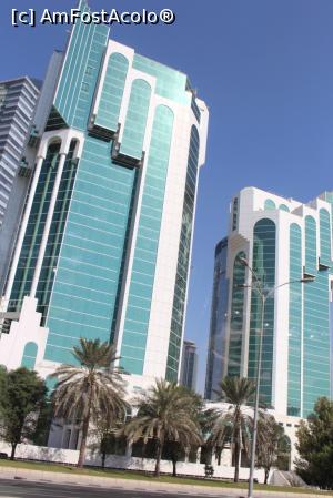 [P25] Doha, Turnuri în oblindă în zona West Bay » foto by mprofeanu
 - 
<span class="allrVoted glyphicon glyphicon-heart hidden" id="av800134"></span>
<a class="m-l-10 hidden" id="sv800134" onclick="voting_Foto_DelVot(,800134,11020)" role="button">șterge vot <span class="glyphicon glyphicon-remove"></span></a>
<a id="v9800134" class=" c-red"  onclick="voting_Foto_SetVot(800134)" role="button"><span class="glyphicon glyphicon-heart-empty"></span> <b>LIKE</b> = Votează poza</a> <img class="hidden"  id="f800134W9" src="/imagini/loader.gif" border="0" /><span class="AjErrMes hidden" id="e800134ErM"></span>