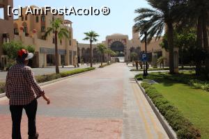 [P46] Doha, Piața Arabia mergând spre portul Arabia din Perla Qatar » foto by mprofeanu
 - 
<span class="allrVoted glyphicon glyphicon-heart hidden" id="av800155"></span>
<a class="m-l-10 hidden" id="sv800155" onclick="voting_Foto_DelVot(,800155,11020)" role="button">șterge vot <span class="glyphicon glyphicon-remove"></span></a>
<a id="v9800155" class=" c-red"  onclick="voting_Foto_SetVot(800155)" role="button"><span class="glyphicon glyphicon-heart-empty"></span> <b>LIKE</b> = Votează poza</a> <img class="hidden"  id="f800155W9" src="/imagini/loader.gif" border="0" /><span class="AjErrMes hidden" id="e800155ErM"></span>