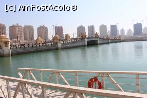 [P50] Doha, Perla Qatar » foto by mprofeanu
 - 
<span class="allrVoted glyphicon glyphicon-heart hidden" id="av800159"></span>
<a class="m-l-10 hidden" id="sv800159" onclick="voting_Foto_DelVot(,800159,11020)" role="button">șterge vot <span class="glyphicon glyphicon-remove"></span></a>
<a id="v9800159" class=" c-red"  onclick="voting_Foto_SetVot(800159)" role="button"><span class="glyphicon glyphicon-heart-empty"></span> <b>LIKE</b> = Votează poza</a> <img class="hidden"  id="f800159W9" src="/imagini/loader.gif" border="0" /><span class="AjErrMes hidden" id="e800159ErM"></span>