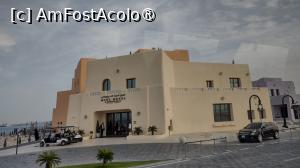 [P29] <strong>Corniche</strong> este poate cea mai spectaculoasă zonă din Doha. » foto by balasa violeta
 - 
<span class="allrVoted glyphicon glyphicon-heart hidden" id="av1405275"></span>
<a class="m-l-10 hidden" id="sv1405275" onclick="voting_Foto_DelVot(,1405275,11020)" role="button">șterge vot <span class="glyphicon glyphicon-remove"></span></a>
<a id="v91405275" class=" c-red"  onclick="voting_Foto_SetVot(1405275)" role="button"><span class="glyphicon glyphicon-heart-empty"></span> <b>LIKE</b> = Votează poza</a> <img class="hidden"  id="f1405275W9" src="/imagini/loader.gif" border="0" /><span class="AjErrMes hidden" id="e1405275ErM"></span>