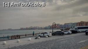 [P32] <strong>Corniche</strong> este poate cea mai spectaculoasă zonă din Doha. » foto by balasa violeta
 - 
<span class="allrVoted glyphicon glyphicon-heart hidden" id="av1405278"></span>
<a class="m-l-10 hidden" id="sv1405278" onclick="voting_Foto_DelVot(,1405278,11020)" role="button">șterge vot <span class="glyphicon glyphicon-remove"></span></a>
<a id="v91405278" class=" c-red"  onclick="voting_Foto_SetVot(1405278)" role="button"><span class="glyphicon glyphicon-heart-empty"></span> <b>LIKE</b> = Votează poza</a> <img class="hidden"  id="f1405278W9" src="/imagini/loader.gif" border="0" /><span class="AjErrMes hidden" id="e1405278ErM"></span>
