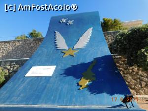 [P42] Monumentul închinat cpt.Iliakis » foto by irinad
 - 
<span class="allrVoted glyphicon glyphicon-heart hidden" id="av1238875"></span>
<a class="m-l-10 hidden" id="sv1238875" onclick="voting_Foto_DelVot(,1238875,11021)" role="button">șterge vot <span class="glyphicon glyphicon-remove"></span></a>
<a id="v91238875" class=" c-red"  onclick="voting_Foto_SetVot(1238875)" role="button"><span class="glyphicon glyphicon-heart-empty"></span> <b>LIKE</b> = Votează poza</a> <img class="hidden"  id="f1238875W9" src="/imagini/loader.gif" border="0" /><span class="AjErrMes hidden" id="e1238875ErM"></span>