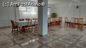 [P31] Casa Diana - sala de mese de la parter » foto by Carmen Ion
 - 
<span class="allrVoted glyphicon glyphicon-heart hidden" id="av1383089"></span>
<a class="m-l-10 hidden" id="sv1383089" onclick="voting_Foto_DelVot(,1383089,11039)" role="button">șterge vot <span class="glyphicon glyphicon-remove"></span></a>
<a id="v91383089" class=" c-red"  onclick="voting_Foto_SetVot(1383089)" role="button"><span class="glyphicon glyphicon-heart-empty"></span> <b>LIKE</b> = Votează poza</a> <img class="hidden"  id="f1383089W9" src="/imagini/loader.gif" border="0" /><span class="AjErrMes hidden" id="e1383089ErM"></span>