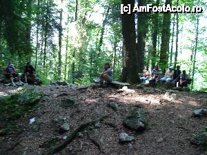 [P16] Așteptăm să ajungă și cei rămași mai în urmă.  » foto by Utube
 - 
<span class="allrVoted glyphicon glyphicon-heart hidden" id="av408305"></span>
<a class="m-l-10 hidden" id="sv408305" onclick="voting_Foto_DelVot(,408305,11045)" role="button">șterge vot <span class="glyphicon glyphicon-remove"></span></a>
<a id="v9408305" class=" c-red"  onclick="voting_Foto_SetVot(408305)" role="button"><span class="glyphicon glyphicon-heart-empty"></span> <b>LIKE</b> = Votează poza</a> <img class="hidden"  id="f408305W9" src="/imagini/loader.gif" border="0" /><span class="AjErrMes hidden" id="e408305ErM"></span>