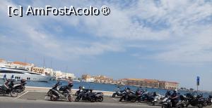 [P03] Faleza, cu clădirile administrației portuare în fundal » foto by Carmen Ion
 - 
<span class="allrVoted glyphicon glyphicon-heart hidden" id="av1428507"></span>
<a class="m-l-10 hidden" id="sv1428507" onclick="voting_Foto_DelVot(,1428507,11071)" role="button">șterge vot <span class="glyphicon glyphicon-remove"></span></a>
<a id="v91428507" class=" c-red"  onclick="voting_Foto_SetVot(1428507)" role="button"><span class="glyphicon glyphicon-heart-empty"></span> <b>LIKE</b> = Votează poza</a> <img class="hidden"  id="f1428507W9" src="/imagini/loader.gif" border="0" /><span class="AjErrMes hidden" id="e1428507ErM"></span>