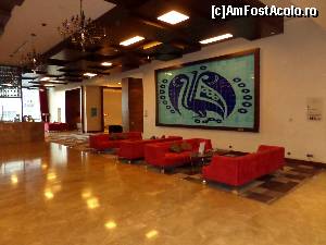 [P12] lobby bar » foto by Suffisant
 - 
<span class="allrVoted glyphicon glyphicon-heart hidden" id="av553388"></span>
<a class="m-l-10 hidden" id="sv553388" onclick="voting_Foto_DelVot(,553388,11135)" role="button">șterge vot <span class="glyphicon glyphicon-remove"></span></a>
<a id="v9553388" class=" c-red"  onclick="voting_Foto_SetVot(553388)" role="button"><span class="glyphicon glyphicon-heart-empty"></span> <b>LIKE</b> = Votează poza</a> <img class="hidden"  id="f553388W9" src="/imagini/loader.gif" border="0" /><span class="AjErrMes hidden" id="e553388ErM"></span>