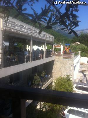 [P13] terasa restaurantului » foto by bianca17
 - 
<span class="allrVoted glyphicon glyphicon-heart hidden" id="av633117"></span>
<a class="m-l-10 hidden" id="sv633117" onclick="voting_Foto_DelVot(,633117,11158)" role="button">șterge vot <span class="glyphicon glyphicon-remove"></span></a>
<a id="v9633117" class=" c-red"  onclick="voting_Foto_SetVot(633117)" role="button"><span class="glyphicon glyphicon-heart-empty"></span> <b>LIKE</b> = Votează poza</a> <img class="hidden"  id="f633117W9" src="/imagini/loader.gif" border="0" /><span class="AjErrMes hidden" id="e633117ErM"></span>
