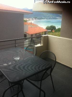 [P07] balconul mare de la living - ap 202 » foto by bianca17
 - 
<span class="allrVoted glyphicon glyphicon-heart hidden" id="av633111"></span>
<a class="m-l-10 hidden" id="sv633111" onclick="voting_Foto_DelVot(,633111,11158)" role="button">șterge vot <span class="glyphicon glyphicon-remove"></span></a>
<a id="v9633111" class=" c-red"  onclick="voting_Foto_SetVot(633111)" role="button"><span class="glyphicon glyphicon-heart-empty"></span> <b>LIKE</b> = Votează poza</a> <img class="hidden"  id="f633111W9" src="/imagini/loader.gif" border="0" /><span class="AjErrMes hidden" id="e633111ErM"></span>