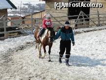 [P14] Doamne, cata rabdare a putut sa aiba omul asta! A dat zeci de ture pe langa cal, alaturi de fi-mea. » foto by spezam
 - 
<span class="allrVoted glyphicon glyphicon-heart hidden" id="av302415"></span>
<a class="m-l-10 hidden" id="sv302415" onclick="voting_Foto_DelVot(,302415,11176)" role="button">șterge vot <span class="glyphicon glyphicon-remove"></span></a>
<a id="v9302415" class=" c-red"  onclick="voting_Foto_SetVot(302415)" role="button"><span class="glyphicon glyphicon-heart-empty"></span> <b>LIKE</b> = Votează poza</a> <img class="hidden"  id="f302415W9" src="/imagini/loader.gif" border="0" /><span class="AjErrMes hidden" id="e302415ErM"></span>